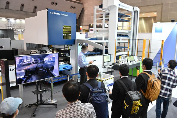 JIMTOF2022の会場の様子